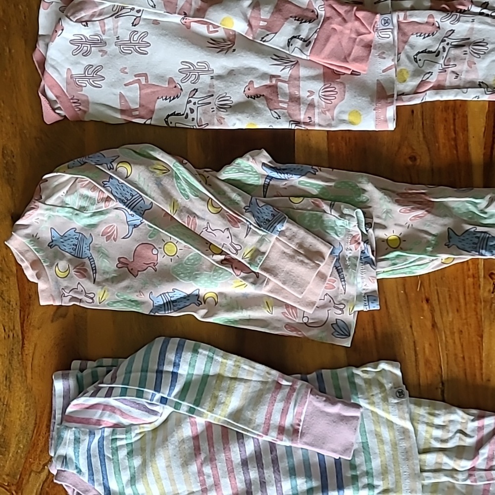 Honest toddler 4T pajamas
